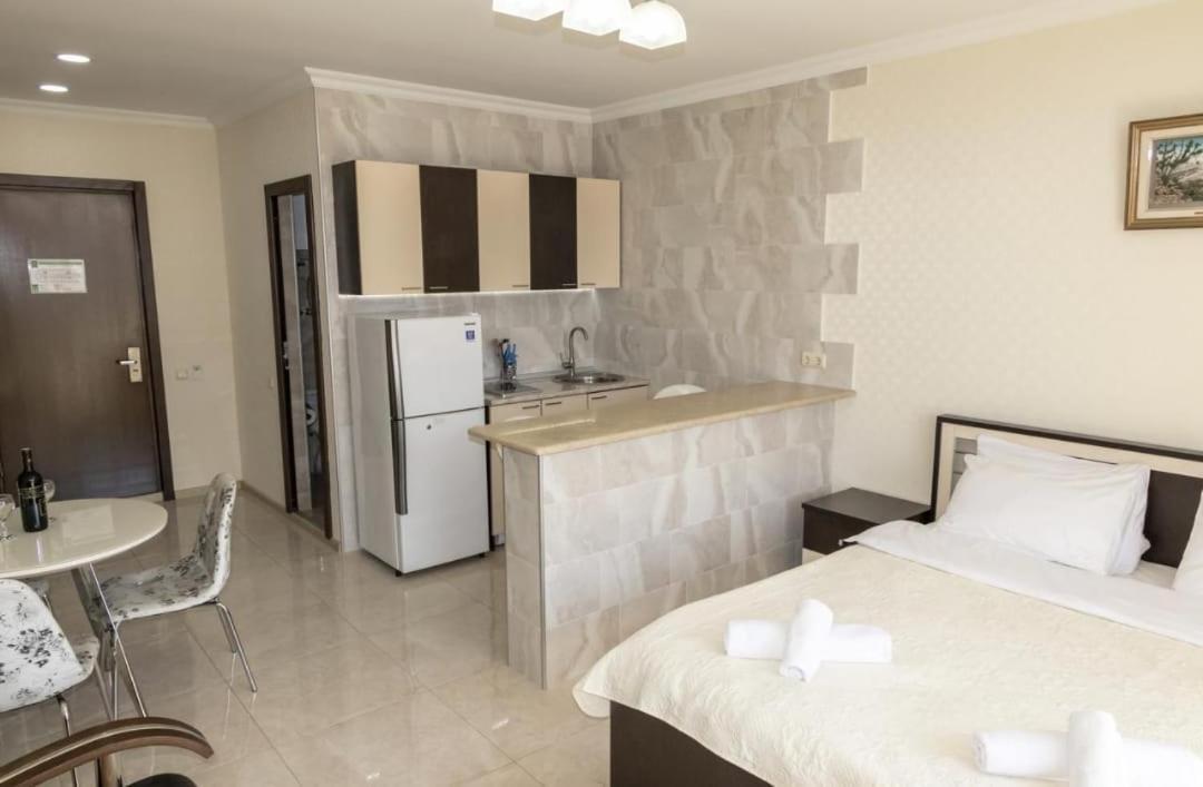 Apartment Orbi Lux Batumi Exterior photo